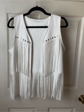 White Fringe Sleeveless Vest - Classic Boho Look
